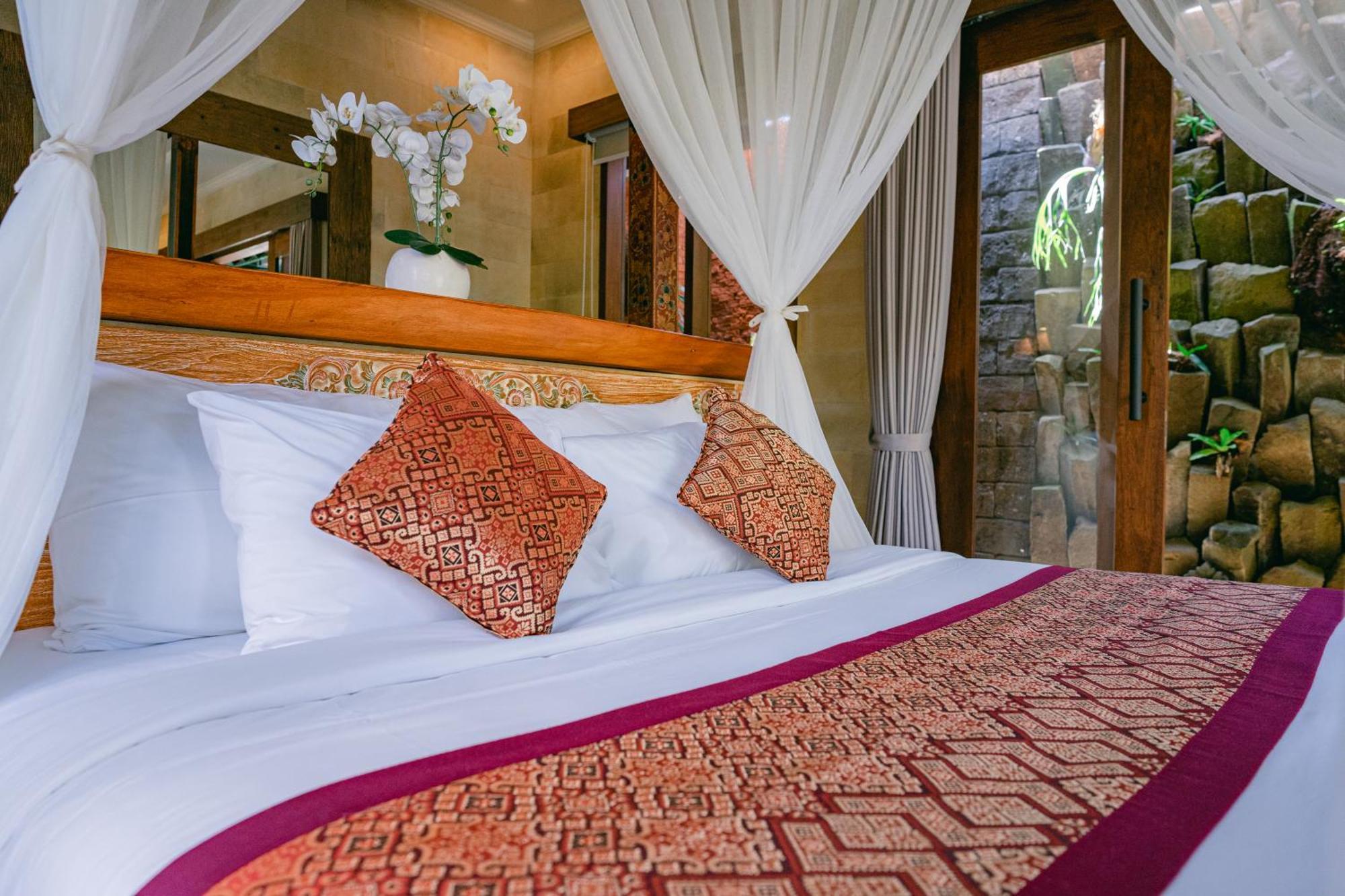 2 Seasons : Star - Luxury With Private Pool Villa Ubud