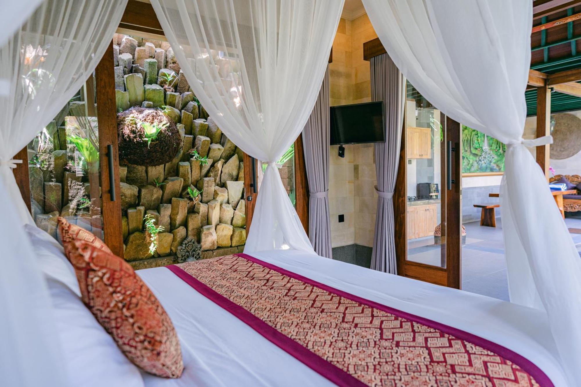 2 Seasons : Star - Luxury With Private Pool Ubud